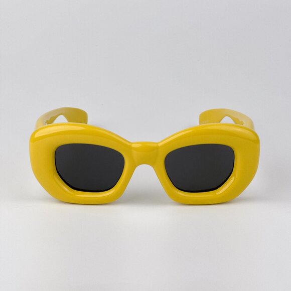 Loewe INFLATED Sunglasses – Yellow Frame with Grey Lenses | Model LW40117I 39A - Picture 6 of 13